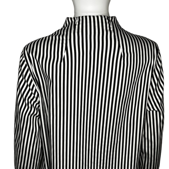 Foxcroft Non Iron Stretch Button Up Vertical Stripe 8 - Picture 6 of 7